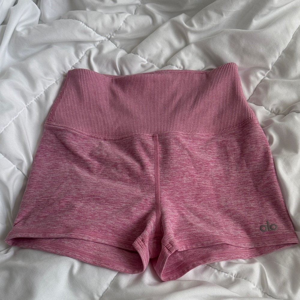 ALO Yoga Women's High-Waisted Heathered Pink Shorts